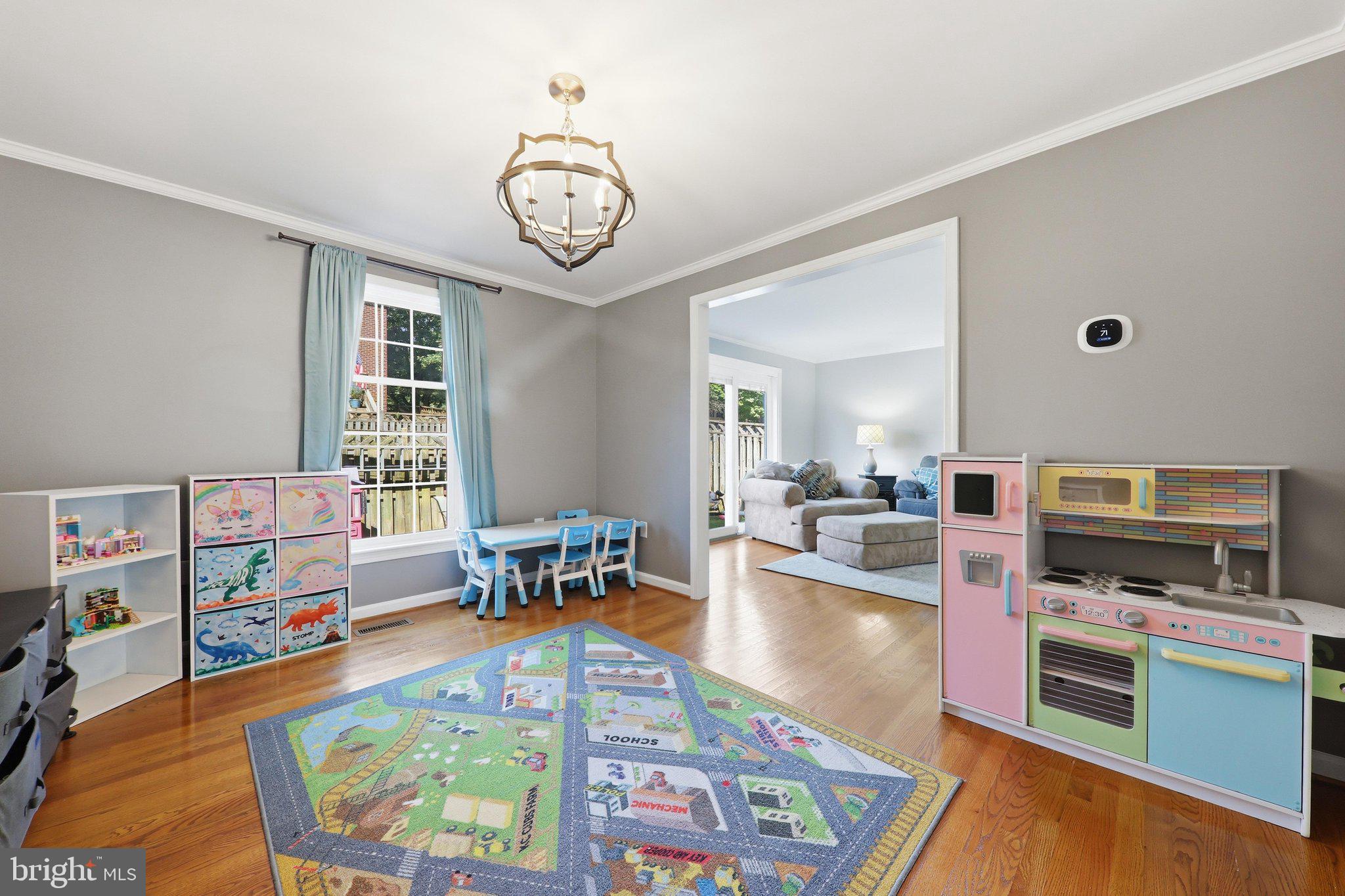 7998 Windsail Court Frederick, MD 21701 - Photo 11 of 38 Dining Room