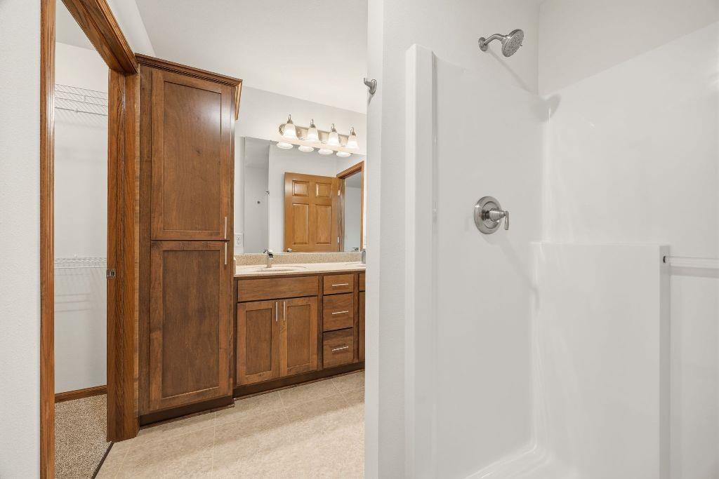 390 Meadow Lane Columbus, WI 53925 - Photo 40 of 63