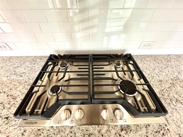 $2,900 | 809 Meadowcrest Drive, Plano, TX 75075