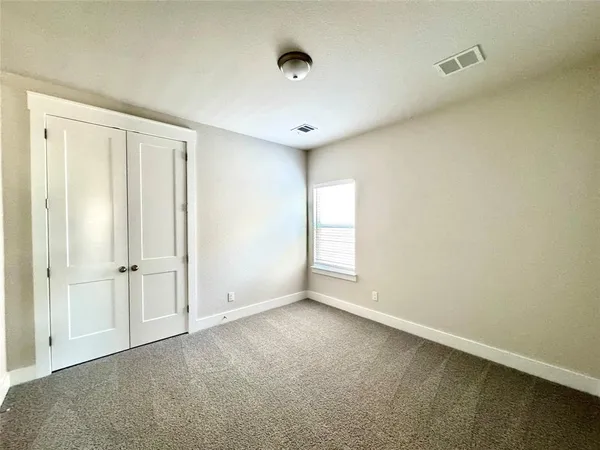 $2,900 | 809 Meadowcrest Drive, Plano, TX 75075