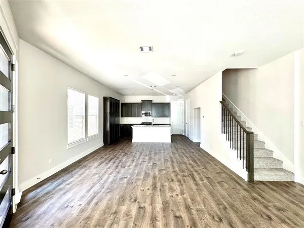 $2,900 | 809 Meadowcrest Drive, Plano, TX 75075