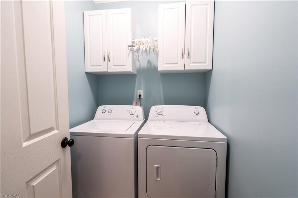 8442 Alice Player Drive Oak Ridge, NC 27310 - Photo 15 of 30 Laundry room
