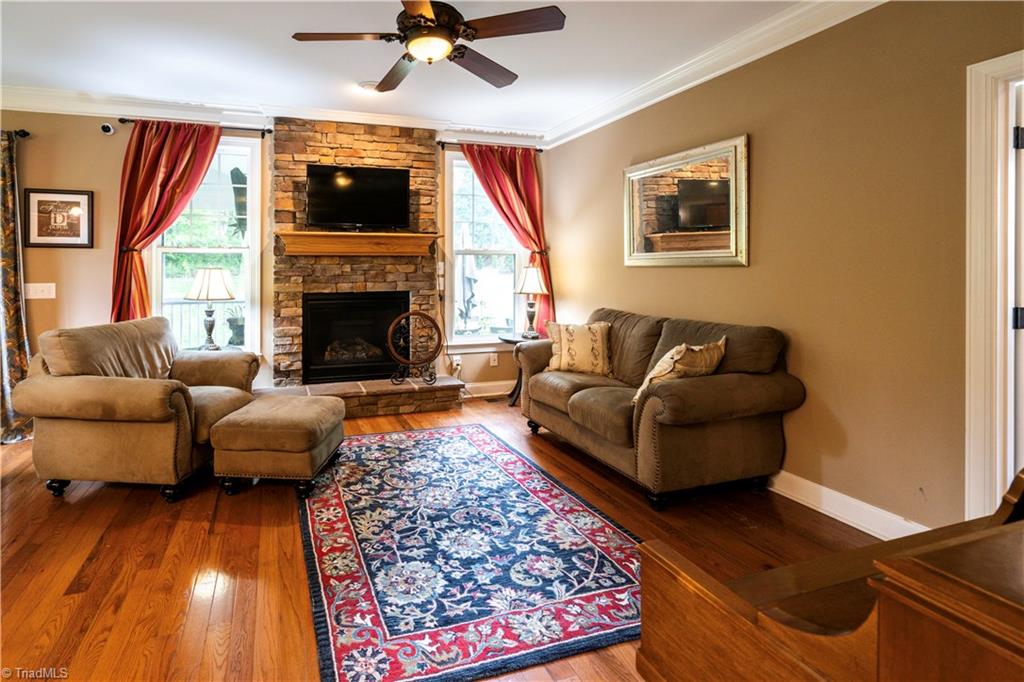 8442 Alice Player Drive Oak Ridge, NC 27310 - Photo 9 of 30 Living Room 1