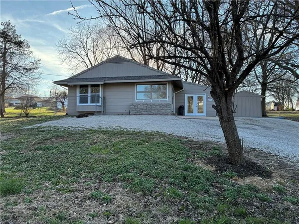 $264,900 | 1910 South Lee's Summit Road, Independence, MO 64050