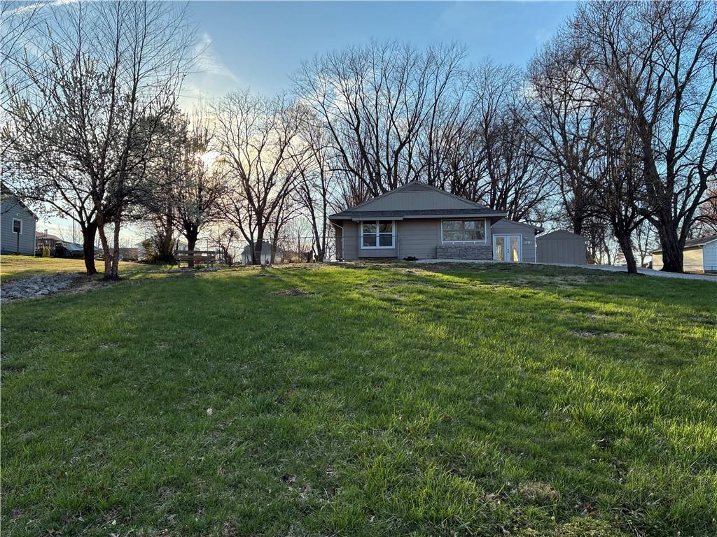 1910 South Lee's Summit Road Independence, MO 64050 - Photo 3 of 23