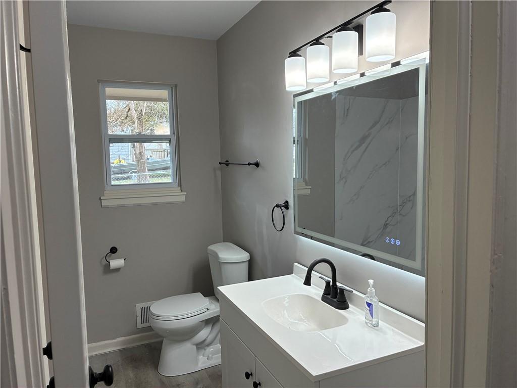 1910 South Lee's Summit Road Independence, MO 64050 - Photo 9 of 23