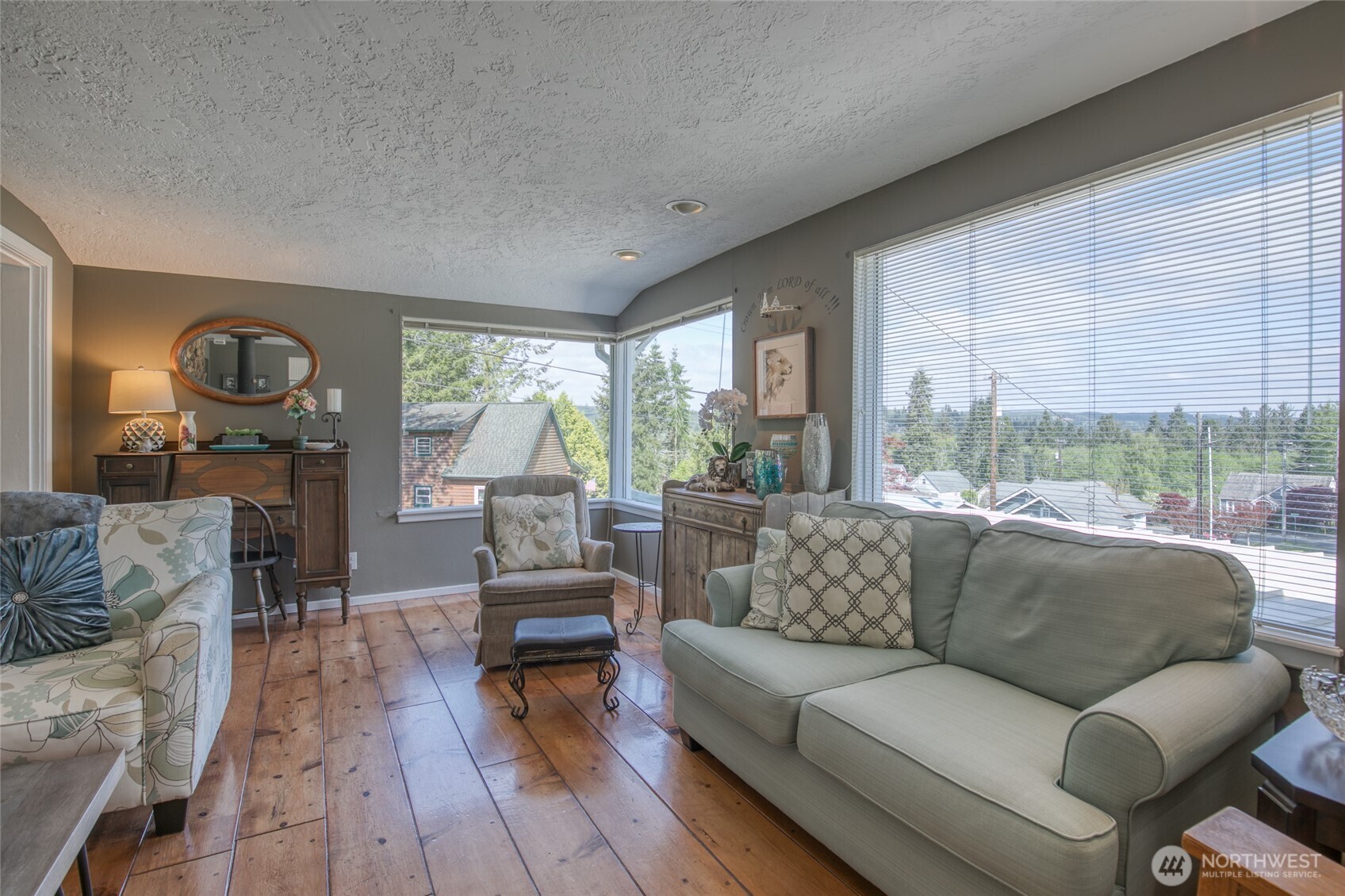 1900 Ranier Street Aberdeen, WA 98520 - Photo 5 of 40 Gallery Image 5