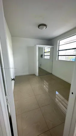 $2,350 | 1770 Northwest 19th Terrace, Unit G, Miami, FL 33125