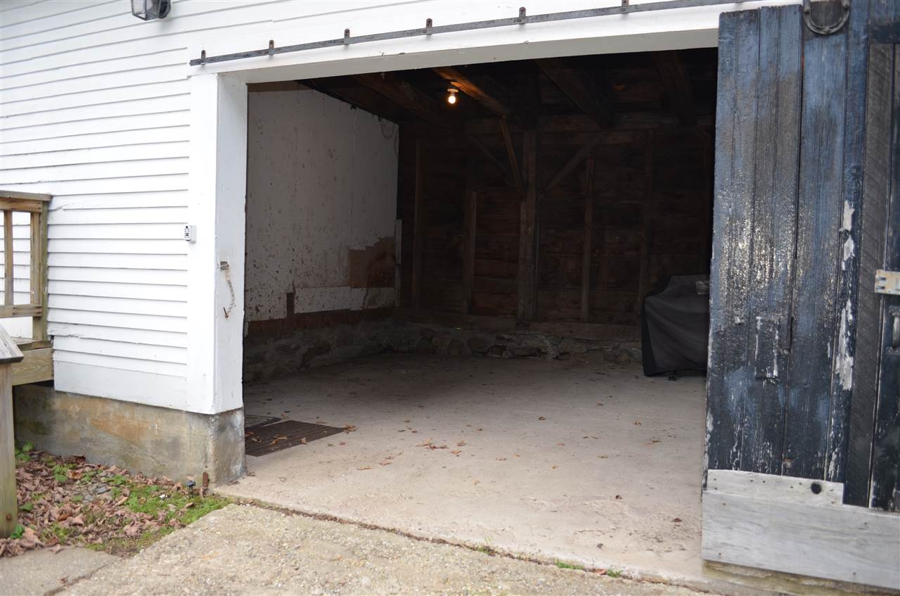 1156 Vermont Rte 100 Ludlow, VT 05149 - Photo 6 of 40