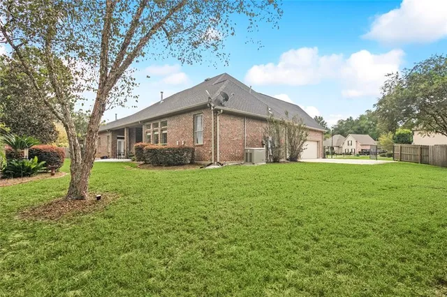 $599,999 | 1516 Aristocrat Court, Covington, LA 70433