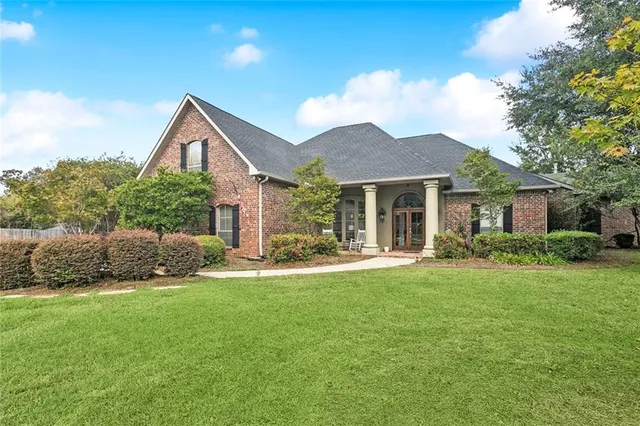 $599,999 | 1516 Aristocrat Court, Covington, LA 70433
