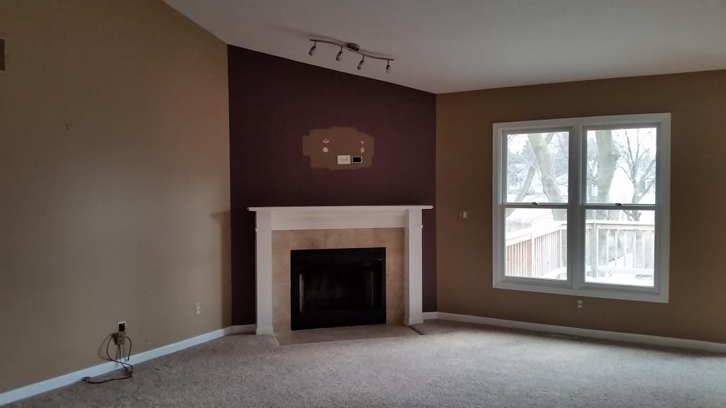 301 Redman Way Southwest Poplar Grove, IL 61065 - Photo 3 of 10 Gallery Image 3