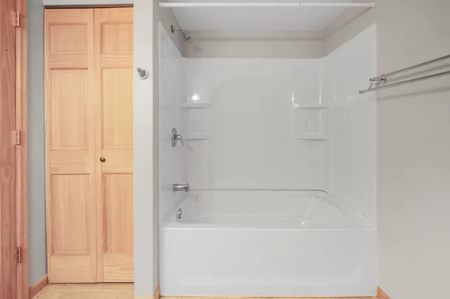 $299,900 | 8550 Able Street Northeast, Blaine, MN 55434