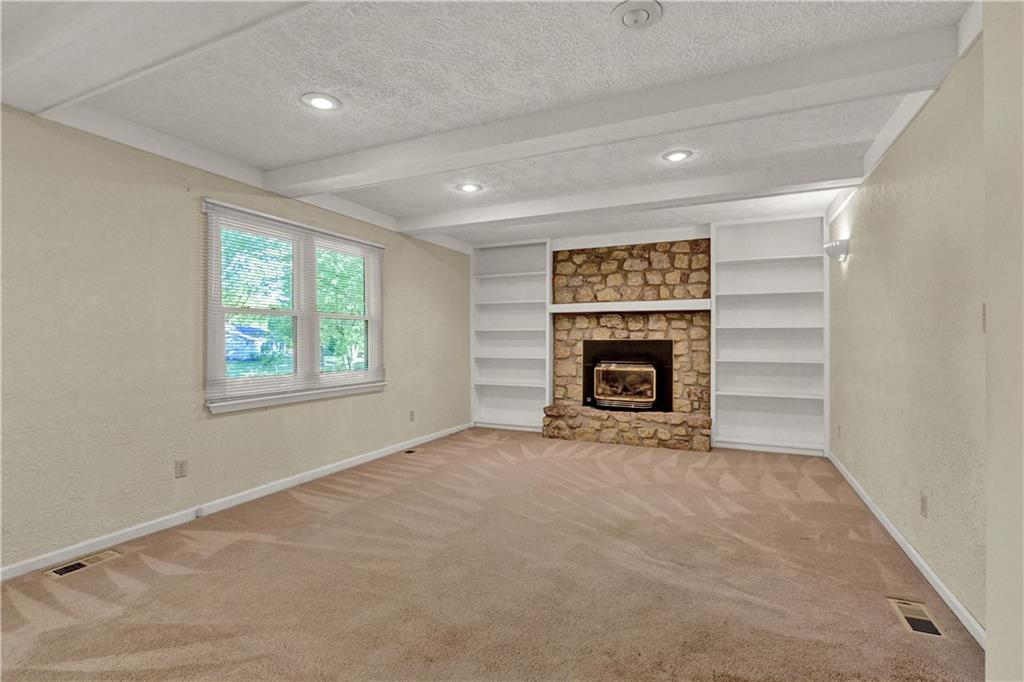 8502 Harrington Road Indianapolis, IN 46256 - Photo 15 of 45 Gallery Image 15