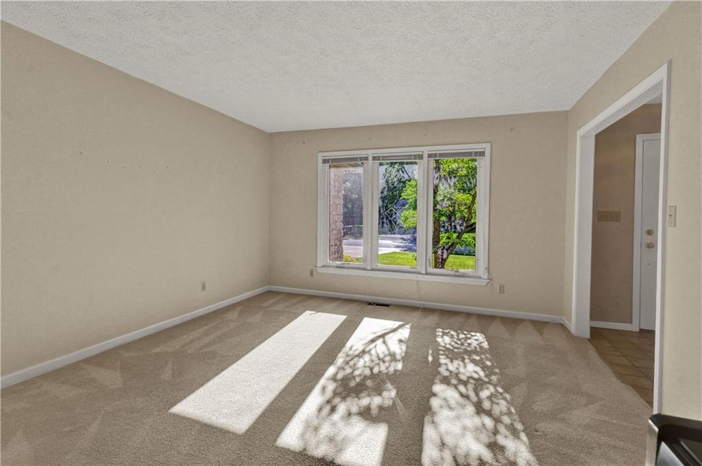 8502 Harrington Road Indianapolis, IN 46256 - Photo 22 of 45 Gallery Image 22