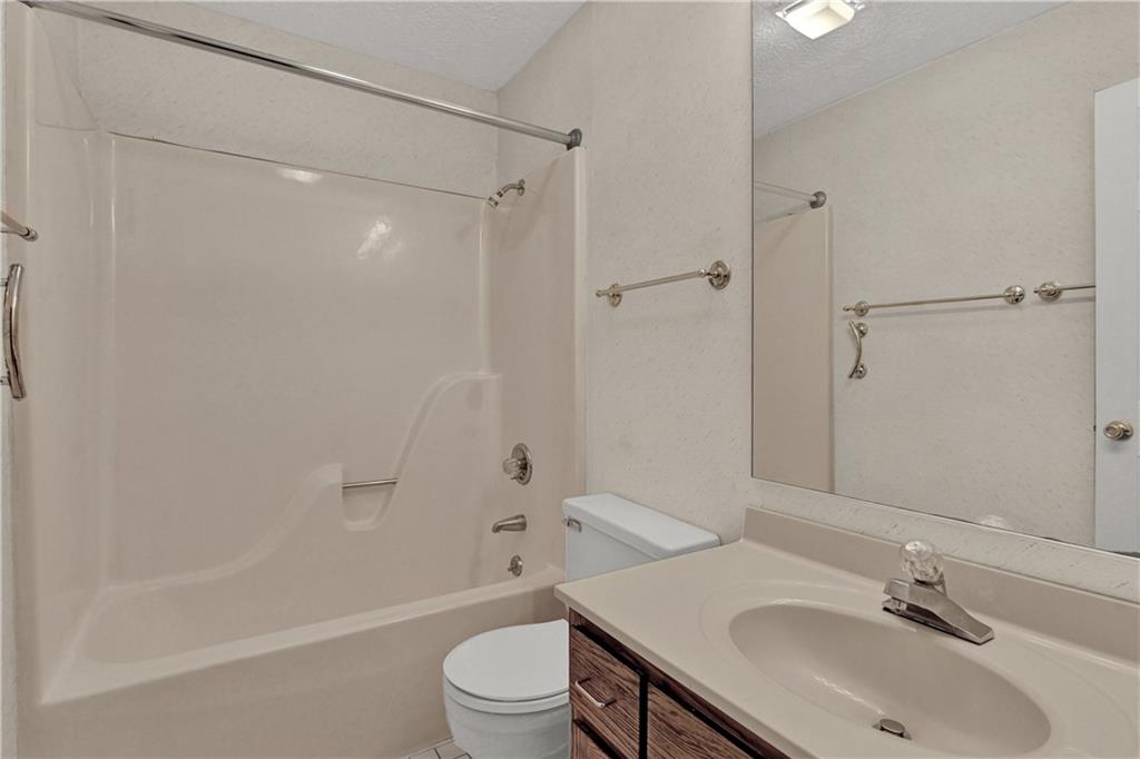 8502 Harrington Road Indianapolis, IN 46256 - Photo 43 of 45 Gallery Image 43