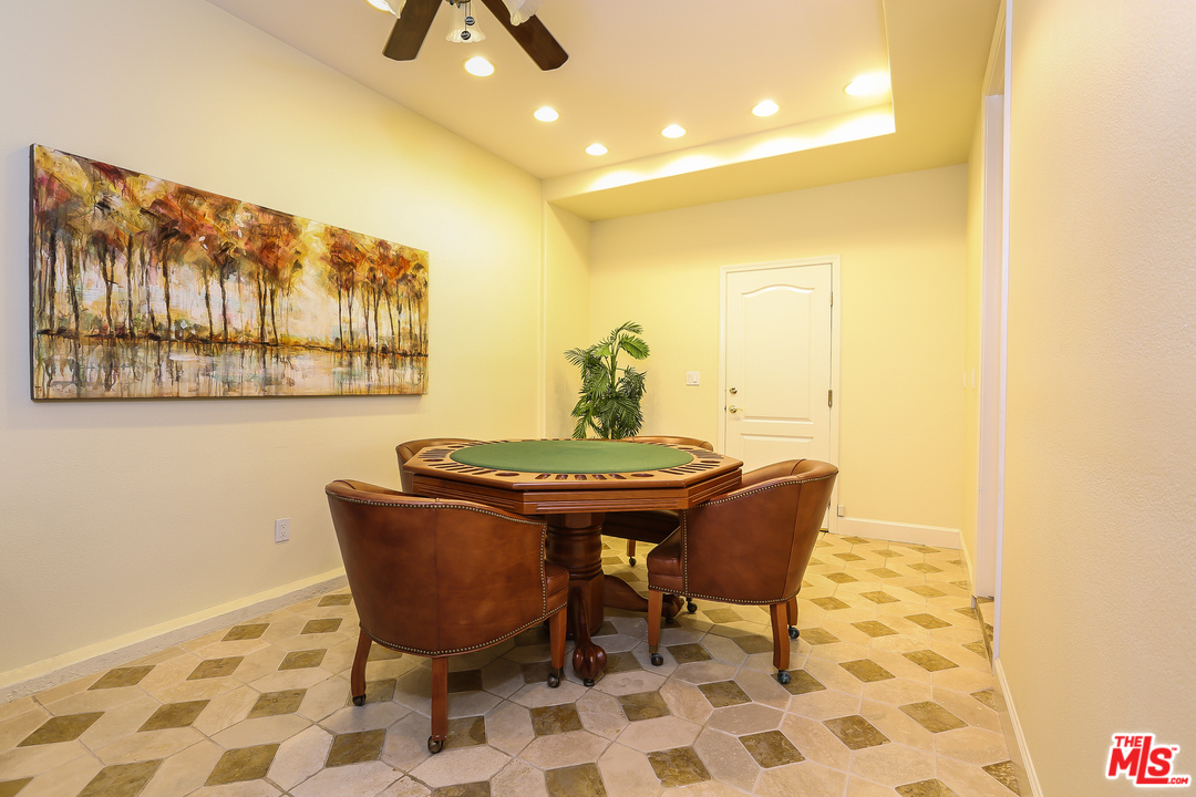 7828 West 83rd Street Playa del Rey, CA 90293 - Photo 13 of 25 Gallery Image 13