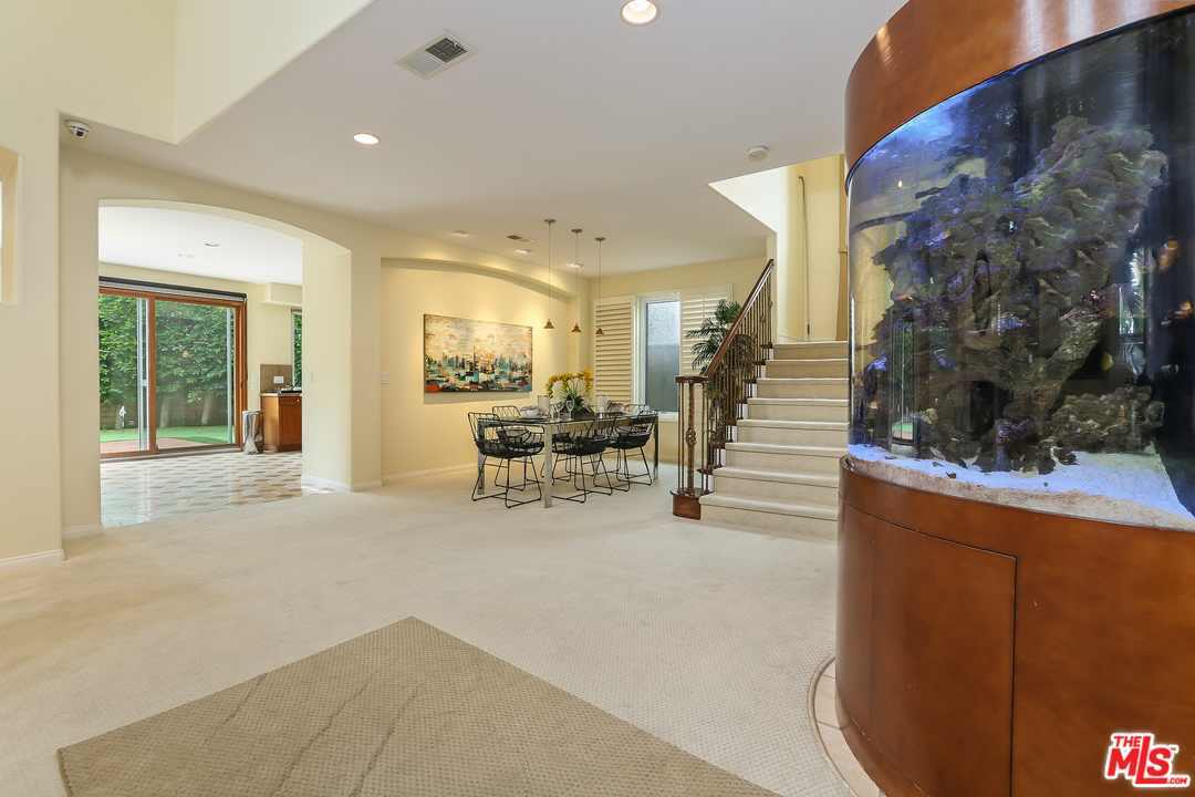 7828 West 83rd Street Playa del Rey, CA 90293 - Photo 6 of 25 Gallery Image 6