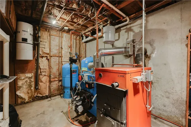 $750,000 | 85 Indian Trail, Glocester, RI 02814