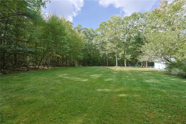 $750,000 | 85 Indian Trail, Glocester, RI 02814