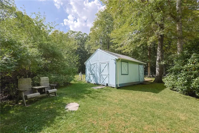 $750,000 | 85 Indian Trail, Glocester, RI 02814