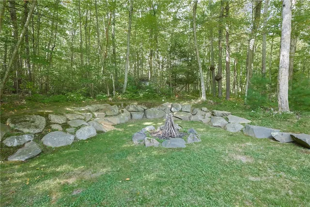 $750,000 | 85 Indian Trail, Glocester, RI 02814