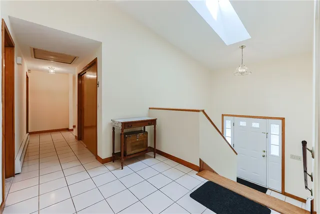 $750,000 | 85 Indian Trail, Glocester, RI 02814