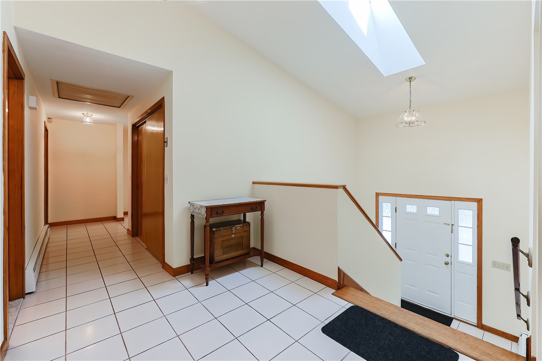 85 Indian Trail Glocester, RI 02814 - Photo 5 of 50