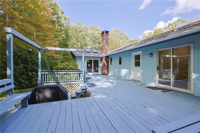 $750,000 | 85 Indian Trail, Glocester, RI 02814