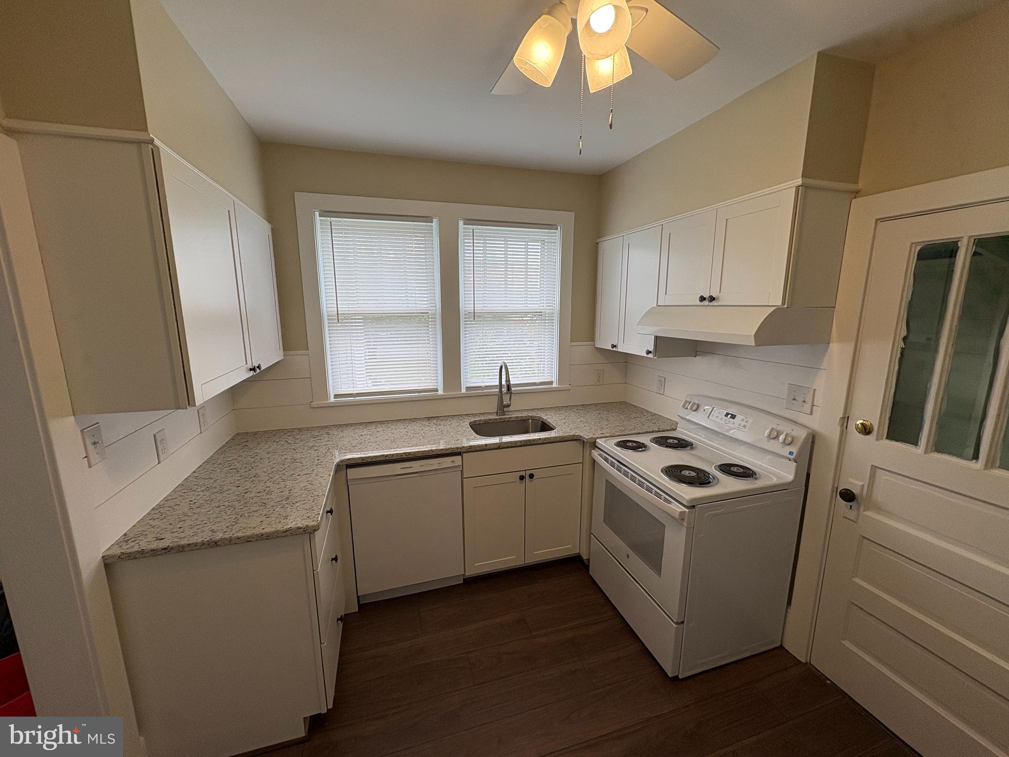 142 Riddle Road Chambersburg, PA 17201 - Photo 27 of 51 a kitchen with a sink stove and cabinets