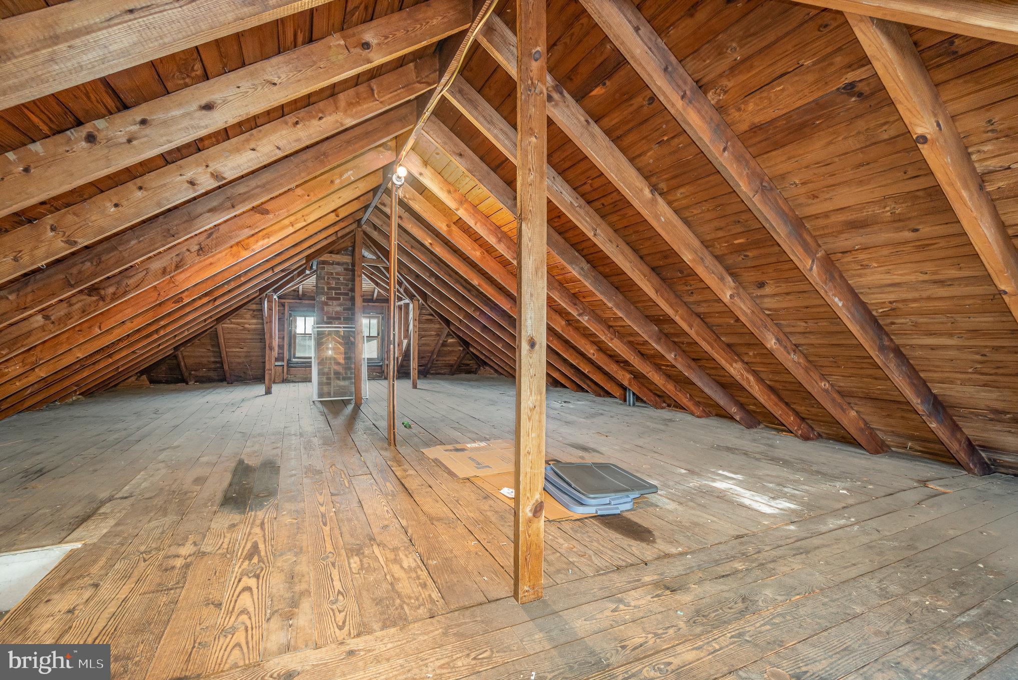 142 Riddle Road Chambersburg, PA 17201 - Photo 33 of 51 150 2nd floor Riddle Attic