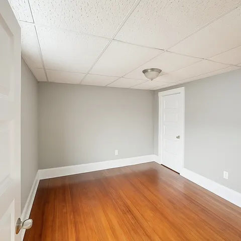 $2,350 | 21 Henchman Street, Unit 3, Worcester, MA 01605