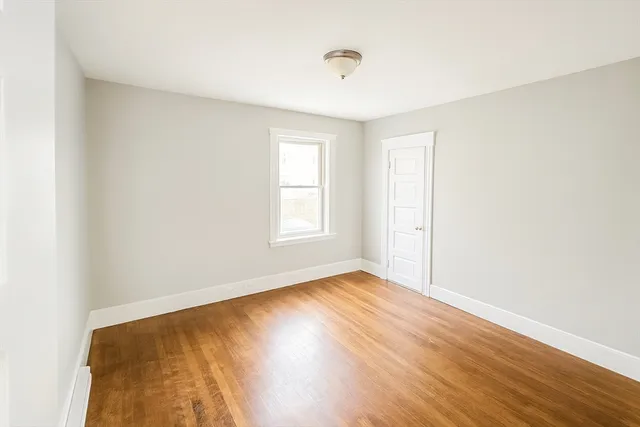 $2,350 | 21 Henchman Street, Unit 3, Worcester, MA 01605