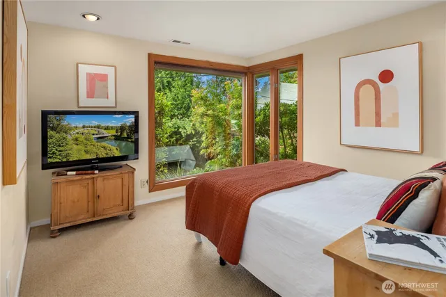 $1,450,000 | 2650 Perkins Lane West, Seattle, WA 98199