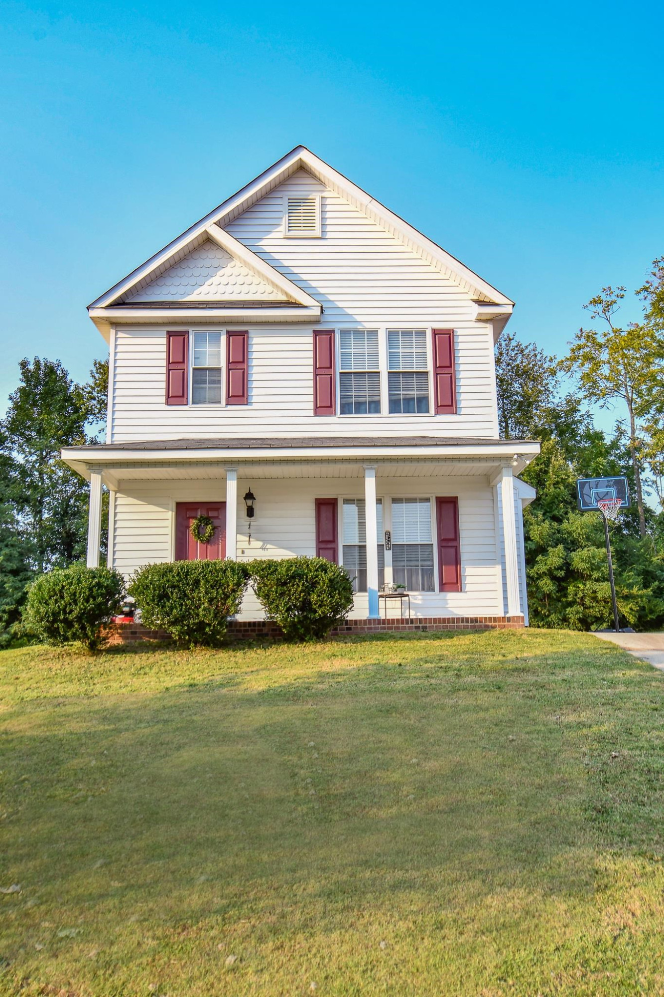 5413 Advantis Drive Raleigh, NC 27610 - Photo 2 of 5 Front View