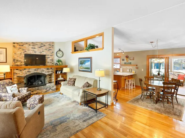 $445,000 | 3890 Southeast 36th Street, Delano, MN 55328