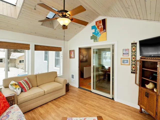 $445,000 | 3890 Southeast 36th Street, Delano, MN 55328