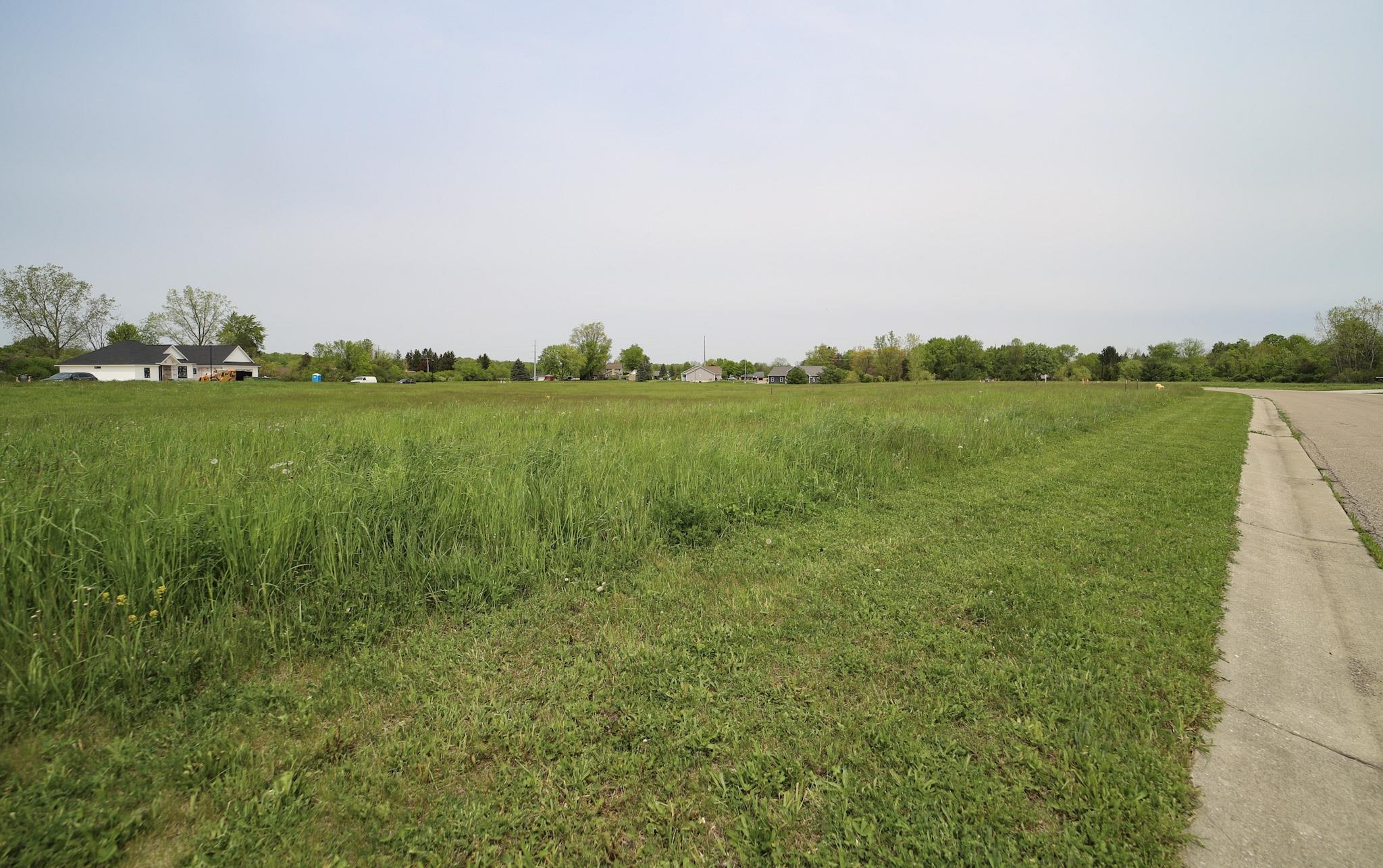 Double Tree Estates Flushing, MI 48433 - Photo 3 of 6