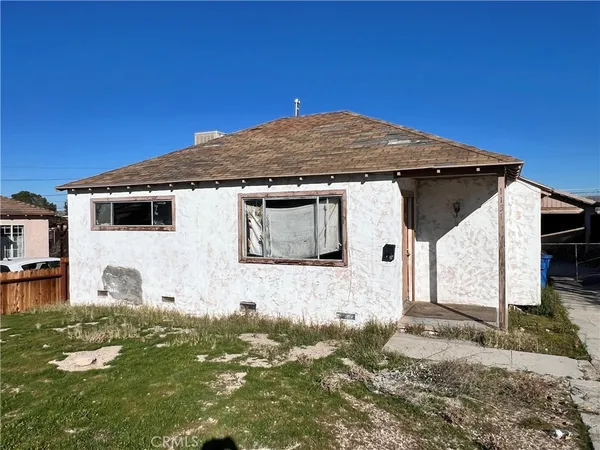 $200,000 | 1151 Flora Street, Barstow, CA 92311