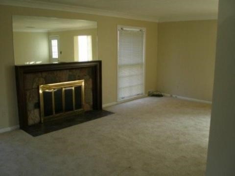 410 Meadowlane Road Dearborn, MI 48124 - Photo 3 of 10 765005-2.JPG