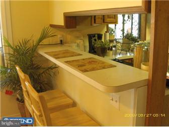 1207 Woodruff Road Glassboro, NJ 08028 - Photo 7 of 12 Kitchen