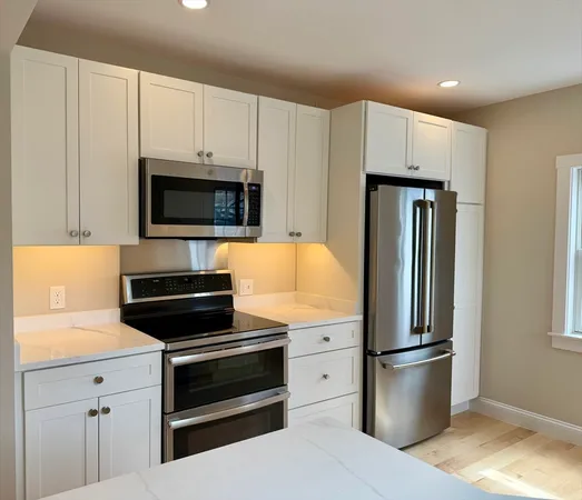 $2,200 | 15 River Street, Unit 1, Beverly, MA 01915