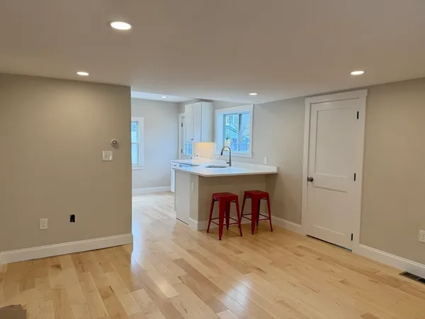 $2,200 | 15 River Street, Unit 1, Beverly, MA 01915