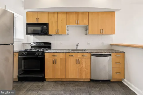 $575,000 | 714 South 18th Street, Philadelphia, PA 19146