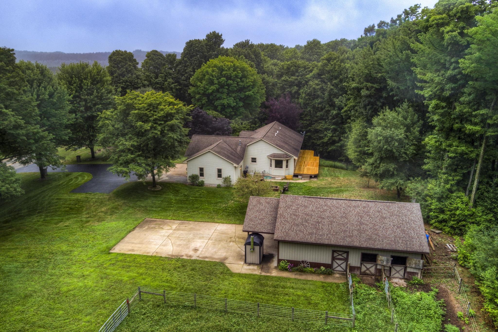 1616 Hammer Road West Kingsley, MI 49649 - Photo 3 of 65 Gallery Image 3
