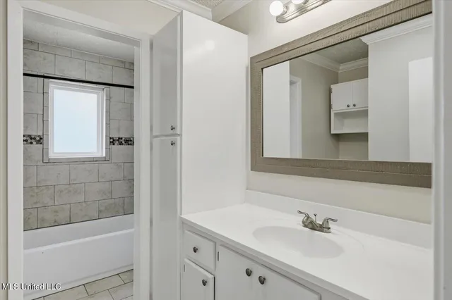 $247,500 | 100 Rollingwood Drive, Brandon, MS 39042