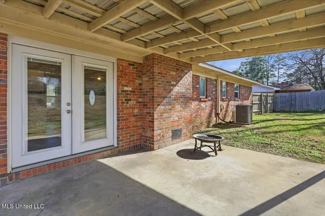 $247,500 | 100 Rollingwood Drive, Brandon, MS 39042