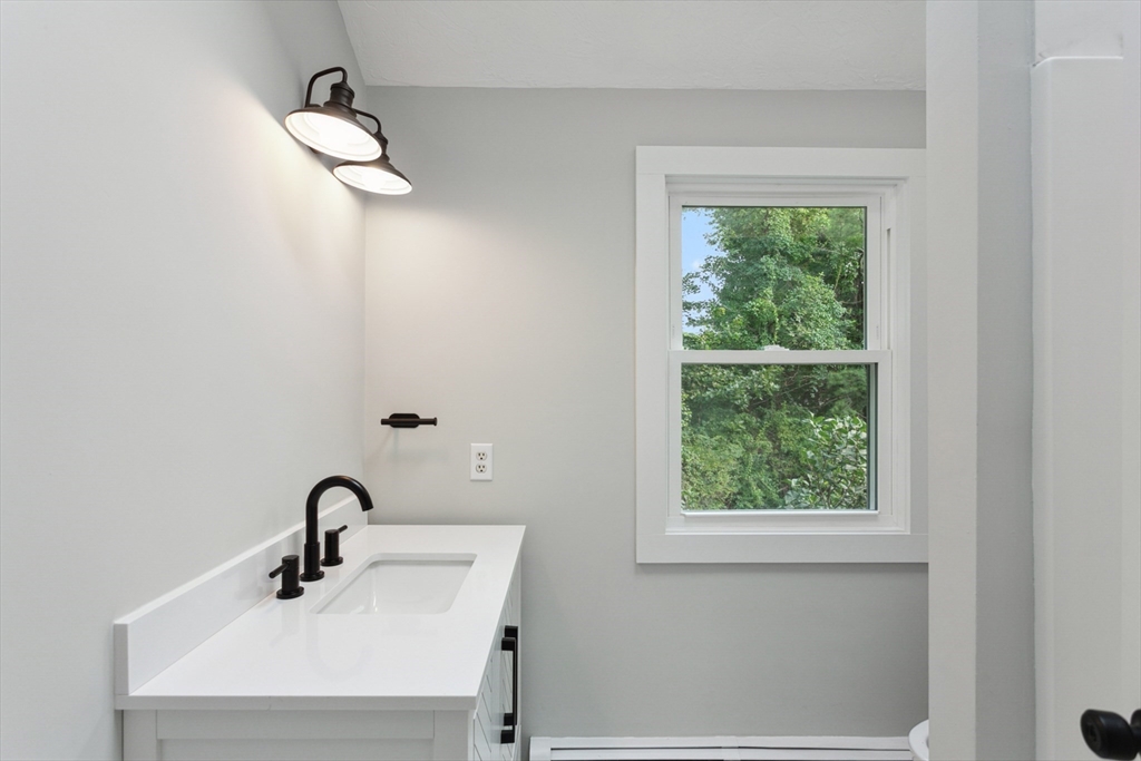1 Cranmore Road Medfield, MA 02052 - Photo 10 of 29 Gallery Image 10