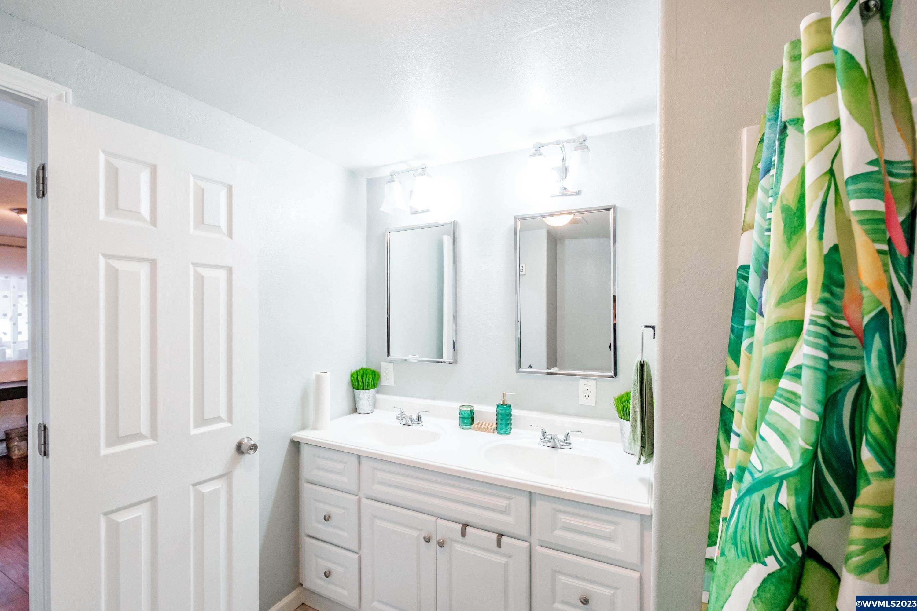 3528 Turner Road Southeast Salem, OR 97302 - Photo 34 of 42 Gallery Image 34