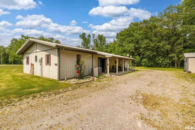 $199,500 | 5378 Center Street, Mulkeytown, IL 62865